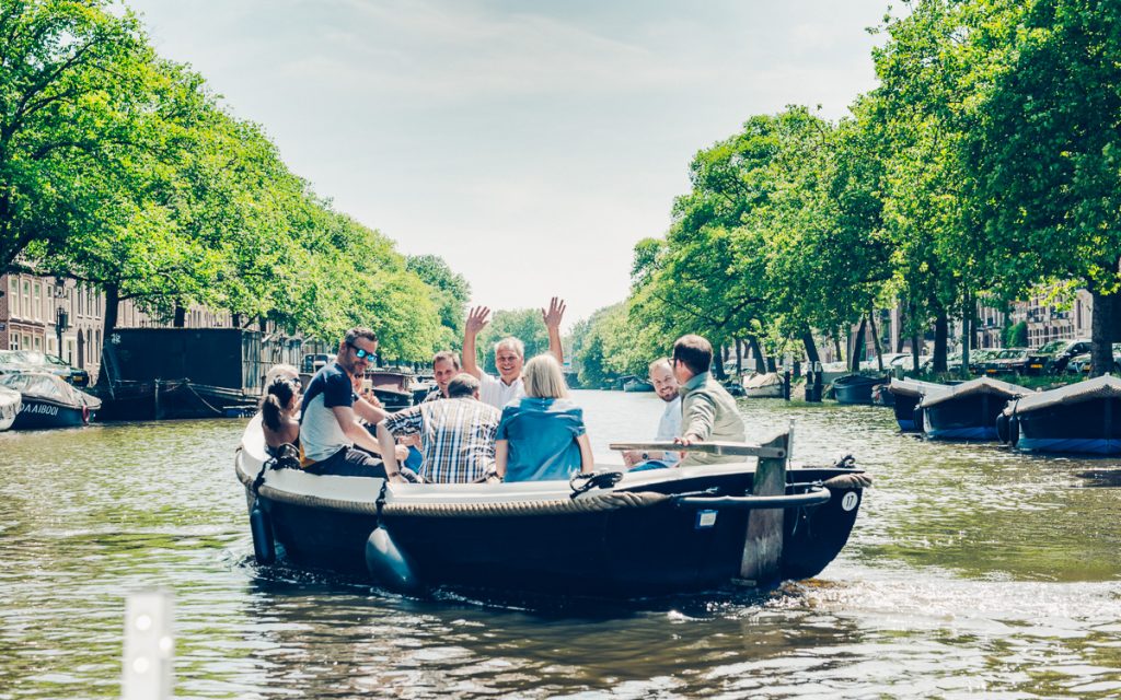 Amsterdam Boat Rental Explore the canals yourself!