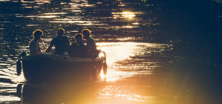 Vrienden varen met Sloepdelen Bootje