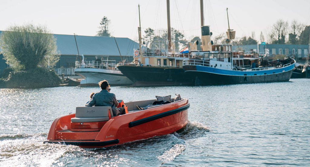 Rent a Boat in Rotterdam | Relaxed Cruising with Sloepdelen